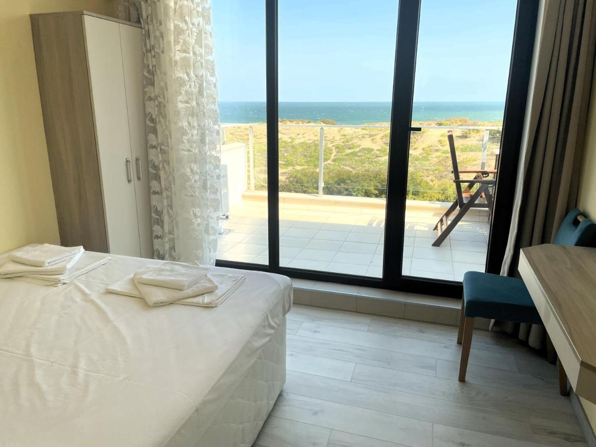 Sea View Apartment Free Parking Приморско Экстерьер фото
